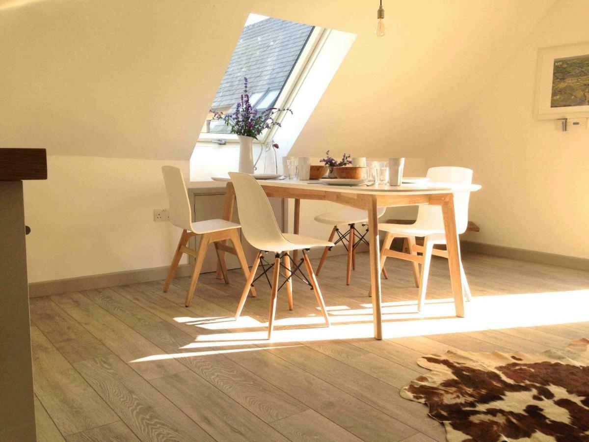 The Loft Apartment Pilton Bagian luar foto
