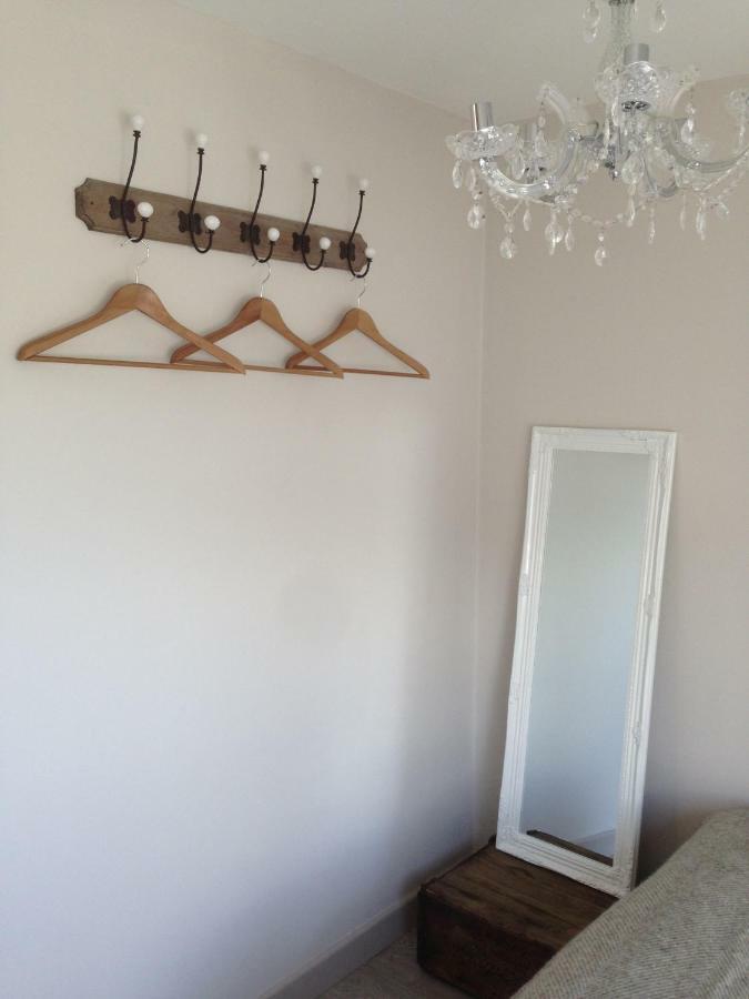 The Loft Apartment Pilton Bagian luar foto