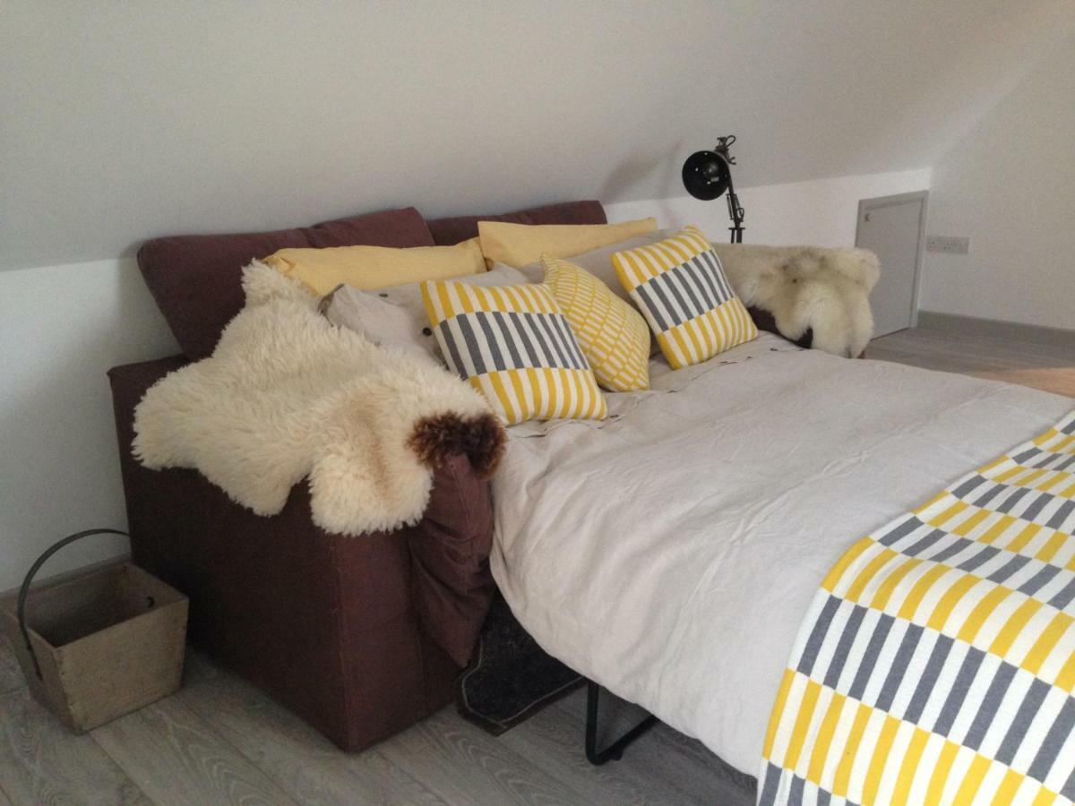 The Loft Apartment Pilton Bagian luar foto